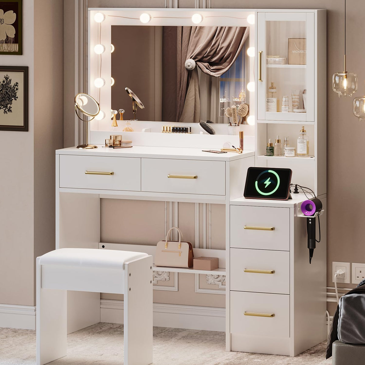 White Vanity Table with Drawer and Mirror Q119468