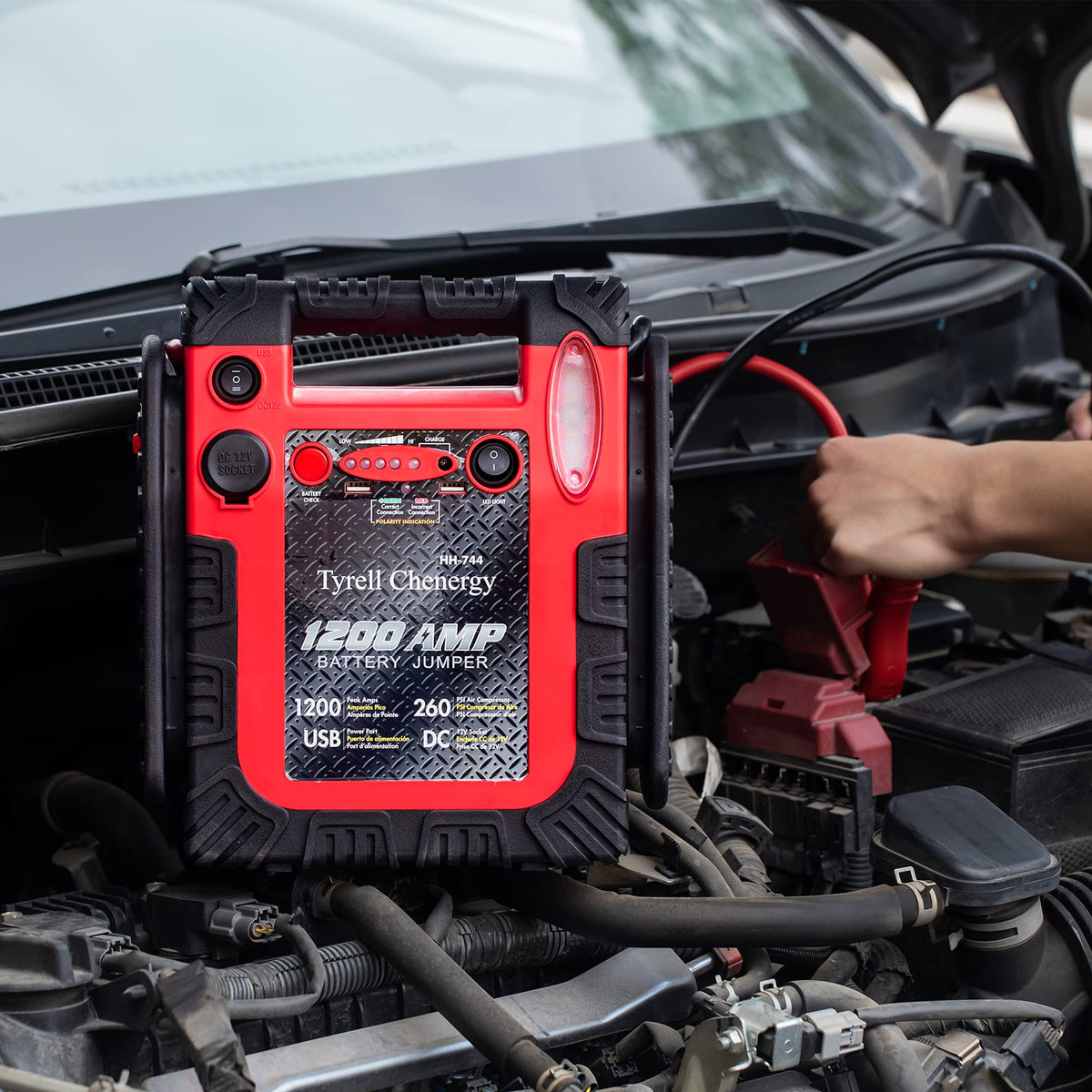 1800A 20000mAh 12V Jump Starter & Portable Air Compressor T5489